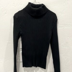 Pair of Large ribbed super stretchy sweaters- black only worn once